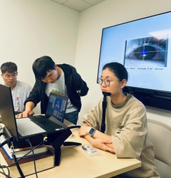 eye tracking